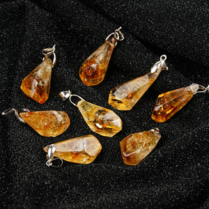 Pendentif Citrine Brute : L'Énergie Pure de la Terre