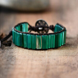 Bracelet : onyx vert et cuir