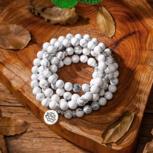 mala howlite