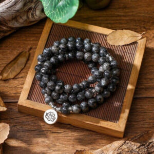 Mala : labradorite grise